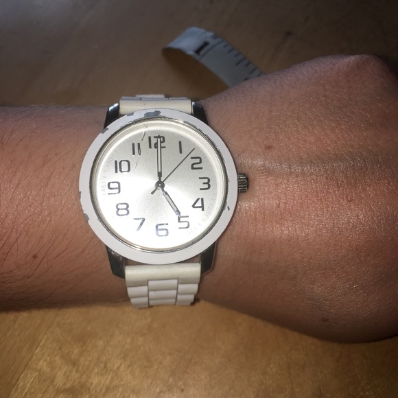 Xhilaration Accessories - Xhilaration White Silicone Watch